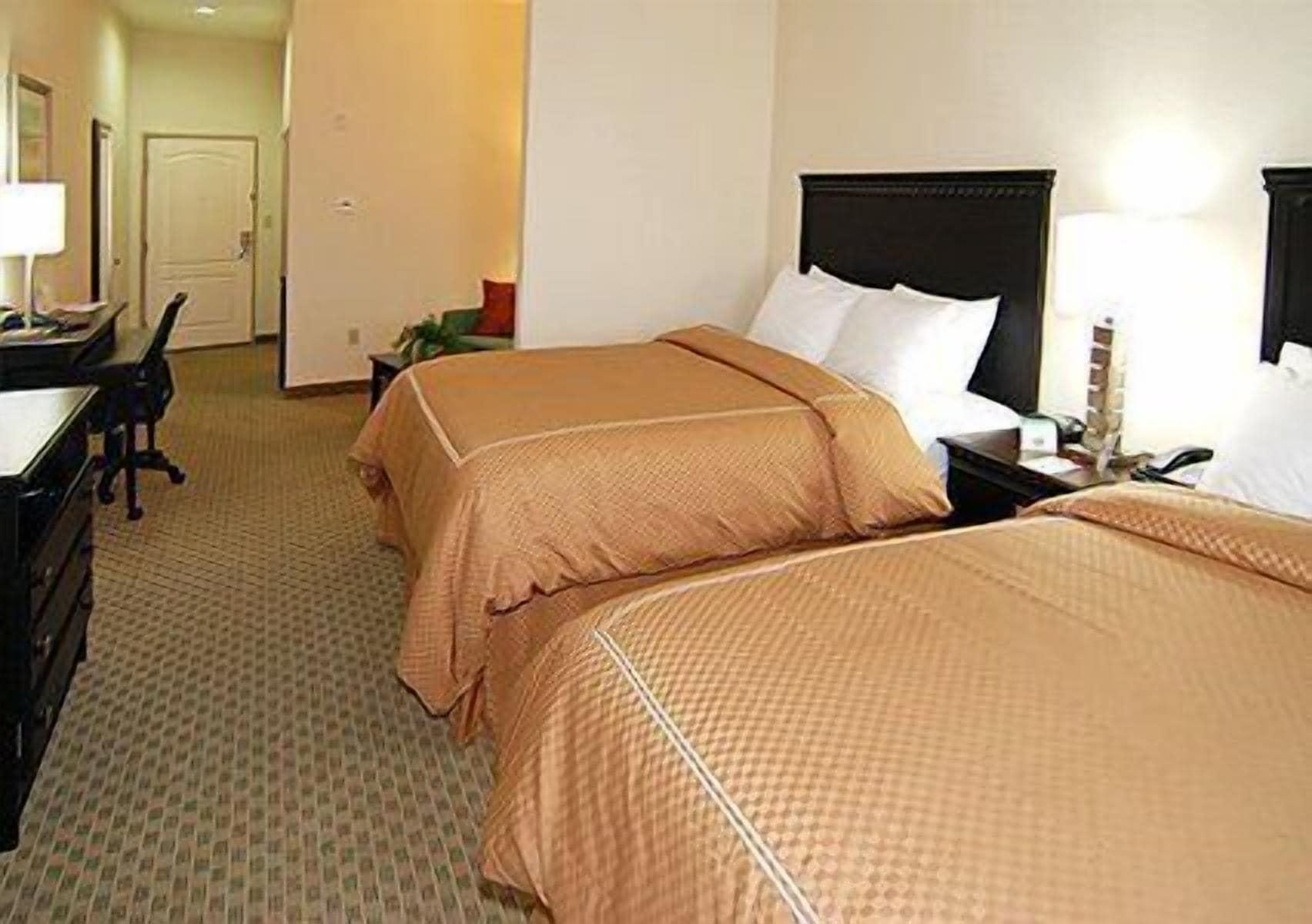 Fairfield By Marriott Inn & Suites Hillsboro Exteriör bild